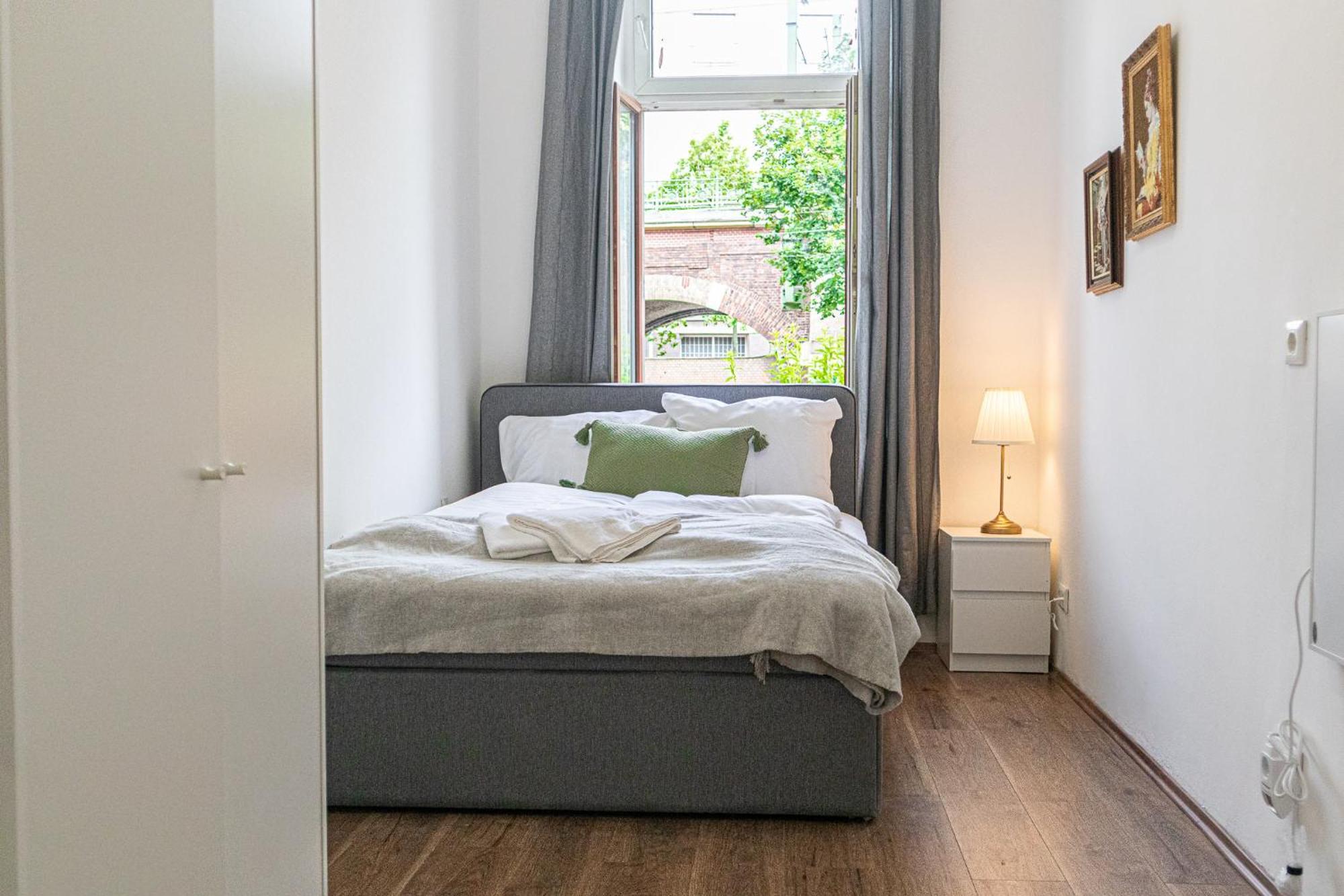 Amazing 1br Apt, Next To Akh Building For Everyone Appartamento Vienna