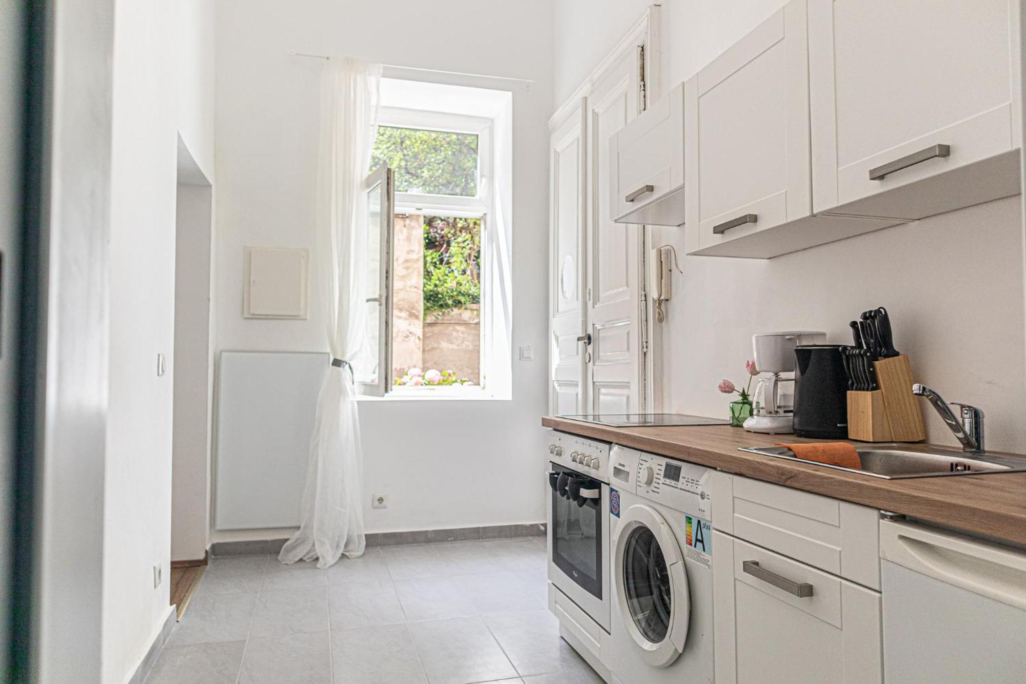 Amazing 1br Apt, Next To Akh Building For Everyone Viena