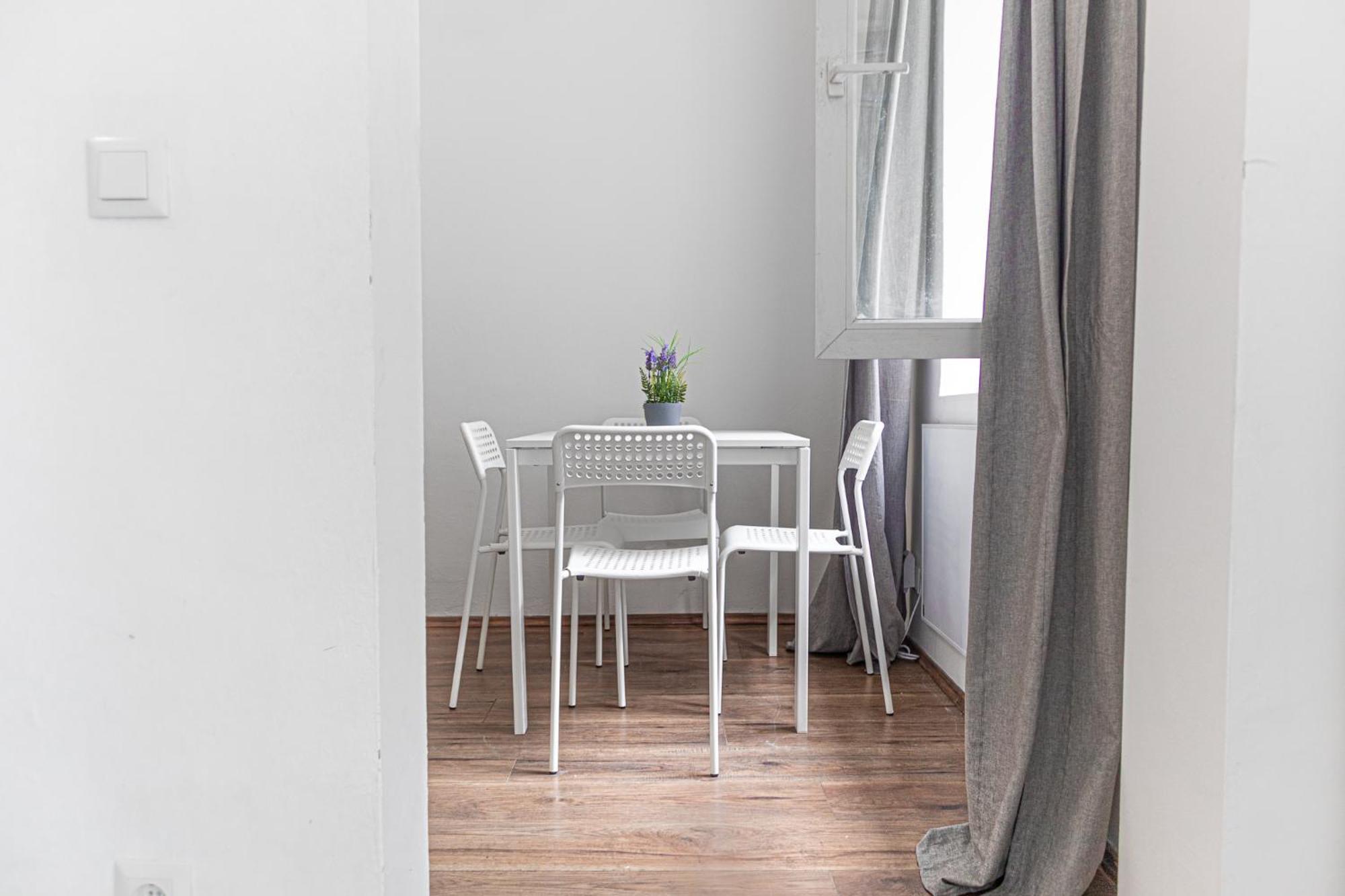 Amazing 1br Apt, Next To Akh Building For Everyone Apartament Viena